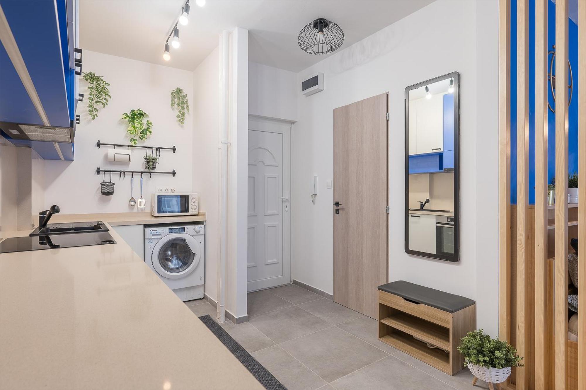 Newly Renovated!!! - Modern Apartment 10 Minutes From The Grand Boulevard Budapest Esterno foto